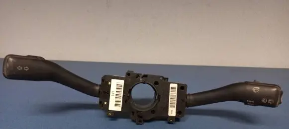 Volkswagen Golf IV Indicator stalk 8L0953513G
