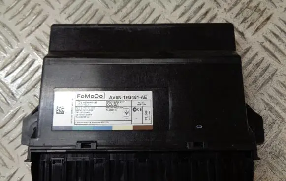 Ford Grand C-MAX Comfort/convenience module AV6N19G481AE