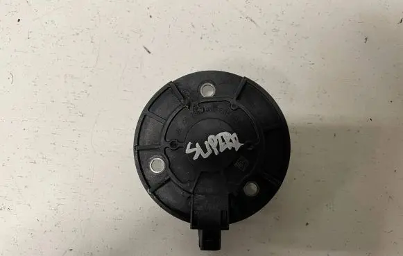Skoda Superb B8 (3V) Camshaft vanos timing valve 06L109259