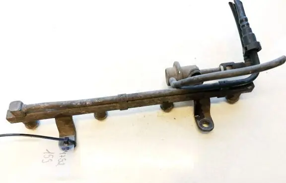 Chevrolet Tacuma Fuel main line pipe
