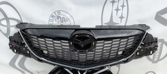 Mazda CX-5 Front bumper upper radiator grill