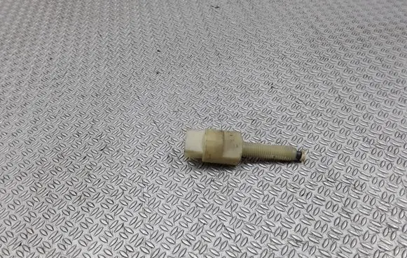 Audi A6 S6 C5 4B Brake pedal sensor switch 4A0945515A