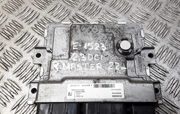 Renault Master III Engine control unit/module 237103907s 237103906s