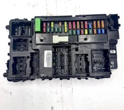 Ford Fusion II Fuse module DG9T14B476BN DG9T14B476