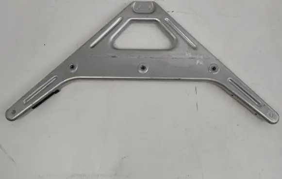 Audi Q7 4M Engine mounting bracket 4M0806303A
