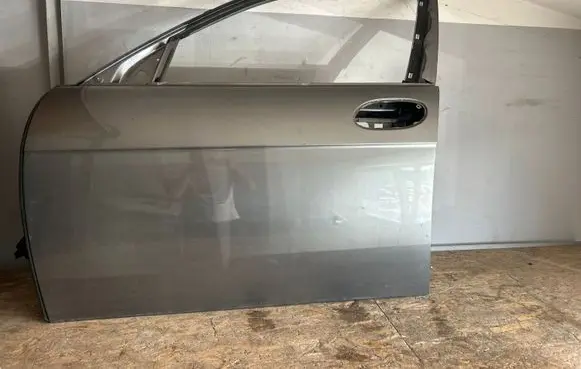 BMW 7 E65 E66 Front door