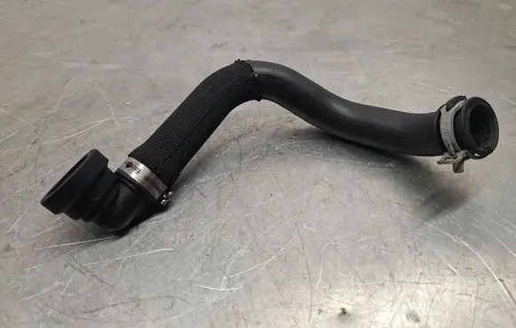 Ford Mondeo MK IV Breather hose/pipe 6G9Q6A886BC