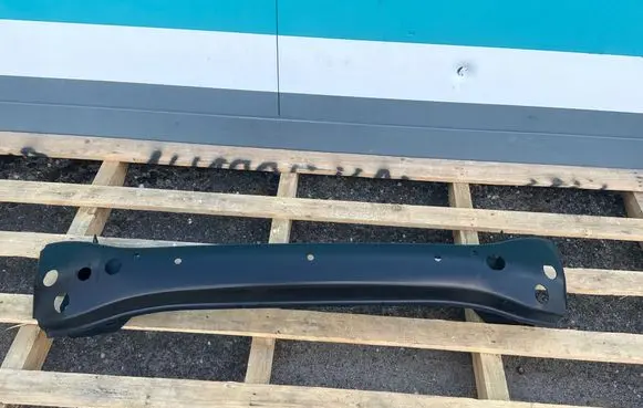 Volkswagen Multivan T5 Front bumper cross member 7H0807109B