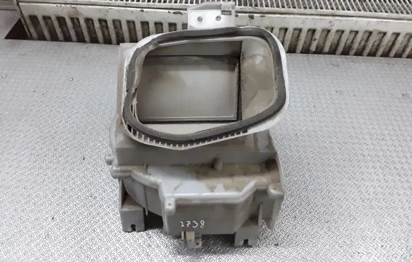 Nissan Navara D22 Interior heater climate box assembly housing 