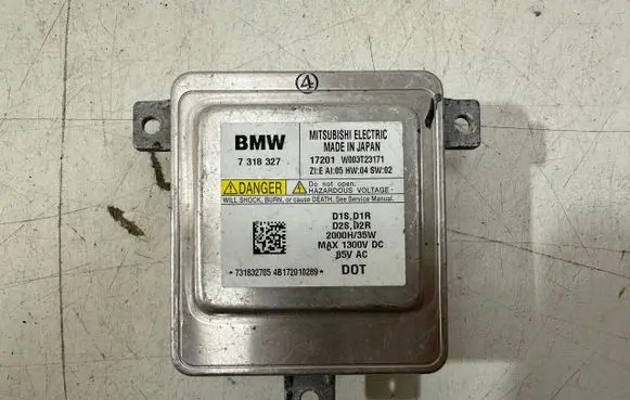 BMW 1 F20 F21 Voltage converter/converter module 7318327