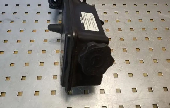 Jeep Grand Cherokee (WK) Power steering fluid tank/reservoir 52124317AA
