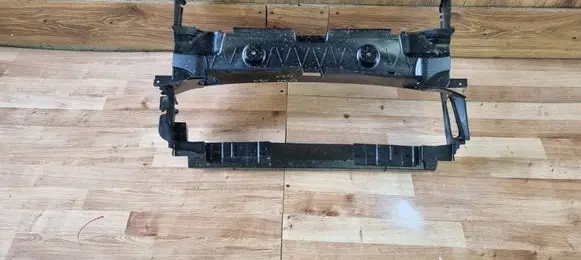 BMW 5 G30 G31 G38 Radiator support slam panel 5A35890