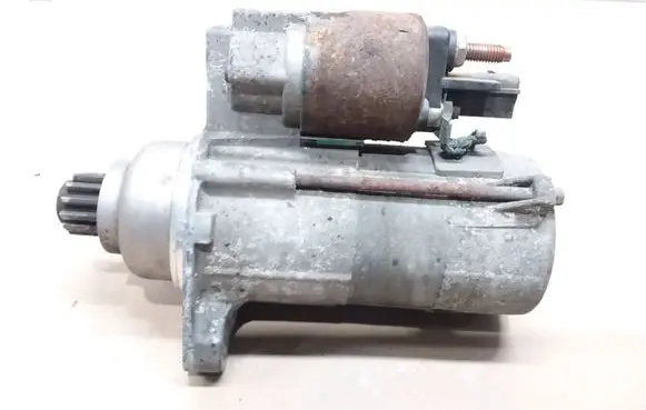 Volkswagen PASSAT B6 Starter motor 02M911024A