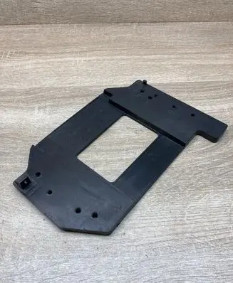 Mercedes-Benz E W210 Engine control unit holder 2105454140