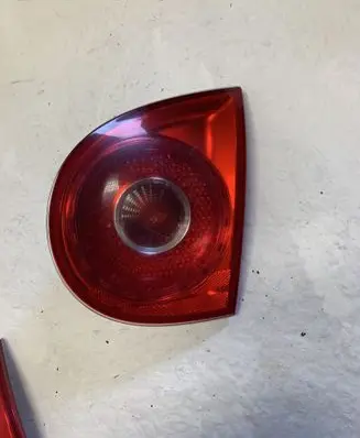 Volkswagen Golf V Tailgate rear/tail lights 1K6945094F