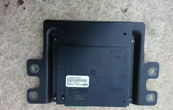 Jaguar XF X250 Other control units/modules 8X2314C512 080226 MJ09BA00223