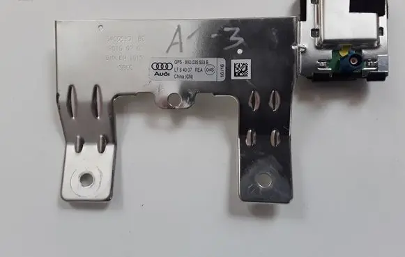 Audi A1 Aerial antenna amplifier 8X0035503B