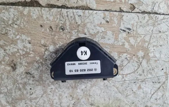 Mercedes-Benz CLK A208 C208 Alarm movement detector/sensor 2028208310