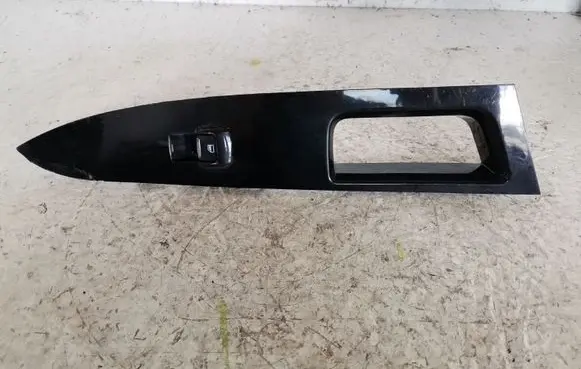 Ford Fusion II Electric window control switch DS7314A563B