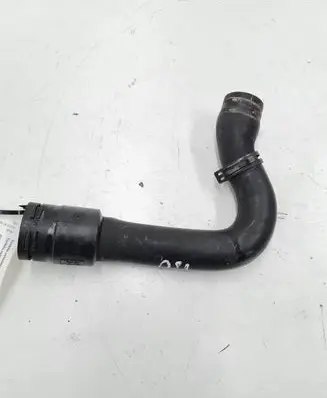 Audi A4 S4 B7 8E 8H Engine coolant pipe/hose 8E0121101AA
