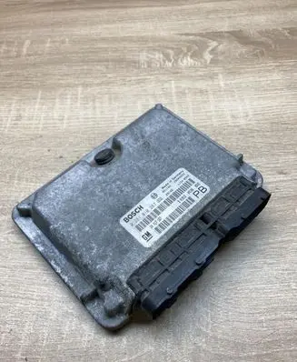 Opel Astra G Engine control unit/module ECU 24417167 0281010267