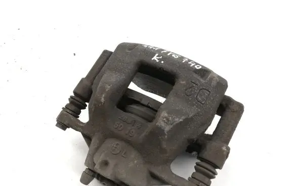 Toyota Auris E180 Front brake caliper