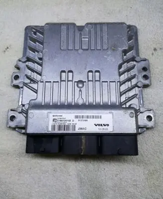 Volvo V60 Engine control unit/module 31372489