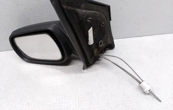 Ford Fiesta Manual wing mirror 2S6117683AU