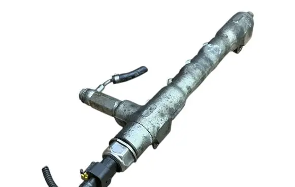 Opel Astra H Fuel main line pipe 45PP32 13032066087