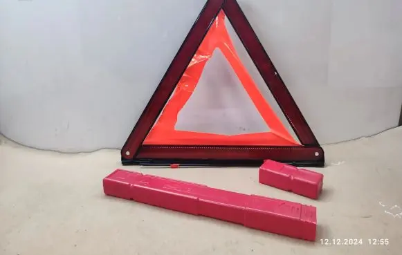 Audi A5 Sportback 8TA Emergency warning sign 8K0860251