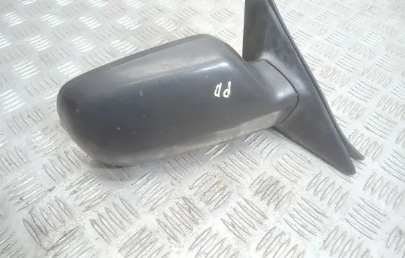 Toyota Corolla E90 Manual wing mirror 