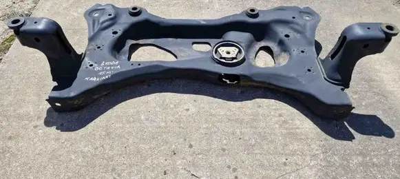 Skoda Octavia Mk3 (5E) Front subframe 5Q0199315