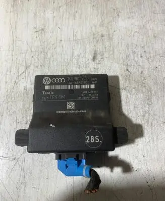 Skoda Octavia Mk2 (1Z) Gateway control module 1K0907530F 1K0907951