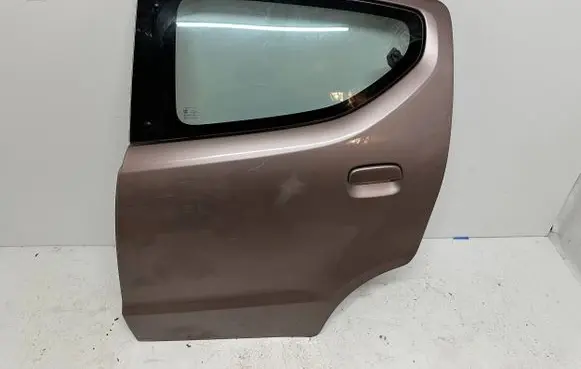 Suzuki Alto Rear door