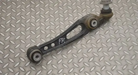 Front lower control arm/wishbone