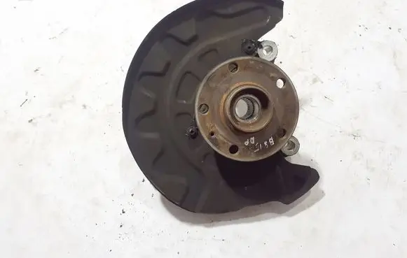 Volkswagen PASSAT B8 Front wheel hub 5Q0407254A