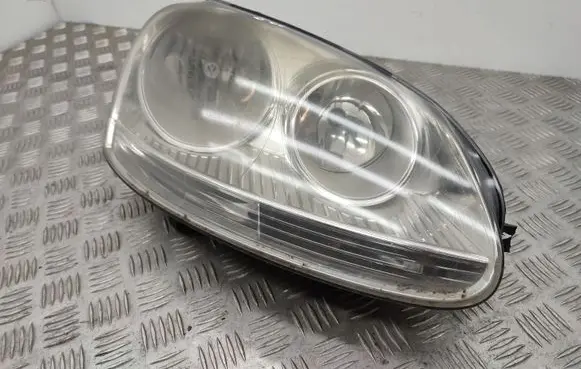 Volkswagen Golf V Headlight/headlamp