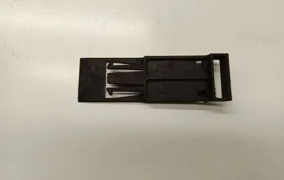 BMW 5 E60 E61 Radiator mount bracket 7788324