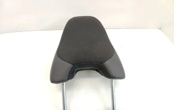 Volvo S60 Front seat headrest 