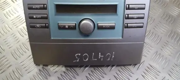 Toyota Corolla Verso AR10 Climate control unit 559000F030 55900-0F030
