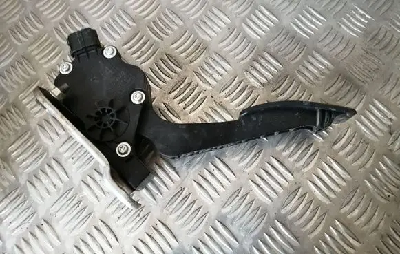 Subaru Outback Accelerator throttle pedal 1988007120 36010AG140