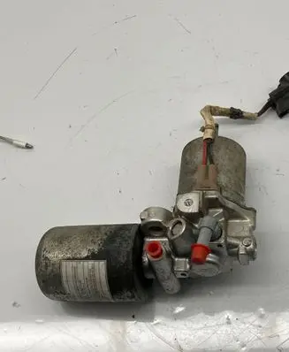 Toyota Prius (XW50) Brake booster 4707047070 1512214055