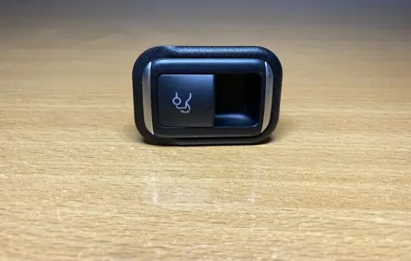 Mercedes-Benz E W212 Tailgate/boot open switch button A2129059300