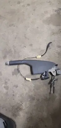 Volkswagen Polo IV 9N3 Hand brake release handle 
