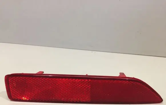 Honda CR-V Rear tail light reflector P6368