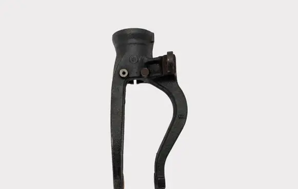 Lancia Thesis Front lower control arm/wishbone 60667524 60679446