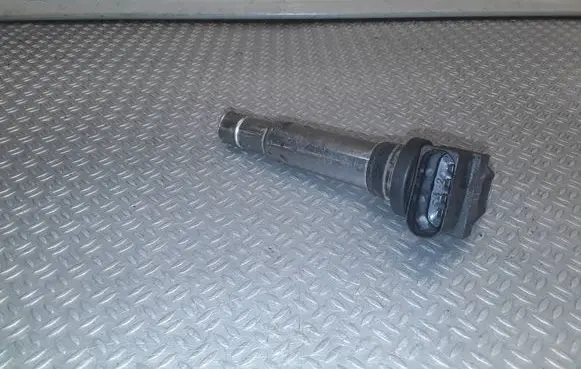 Volkswagen Polo High voltage ignition coil 036905715E