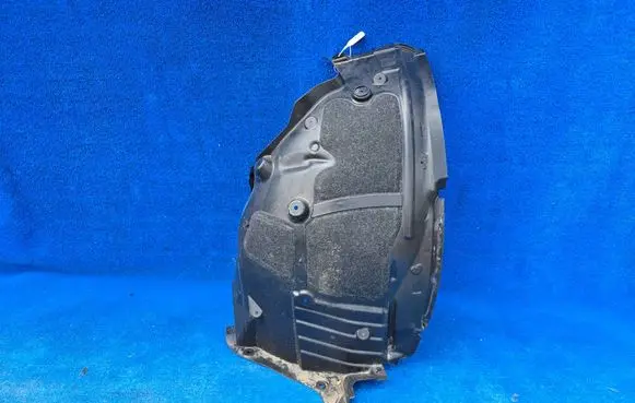 BMW 7 G70 Front wheel arch liner splash guards 9498280