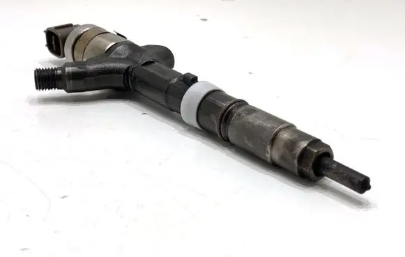 Toyota Corolla Verso E121 Fuel injectors set 2367027020