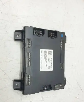 Tesla Model S Comfort/convenience module 101090600F 101090600